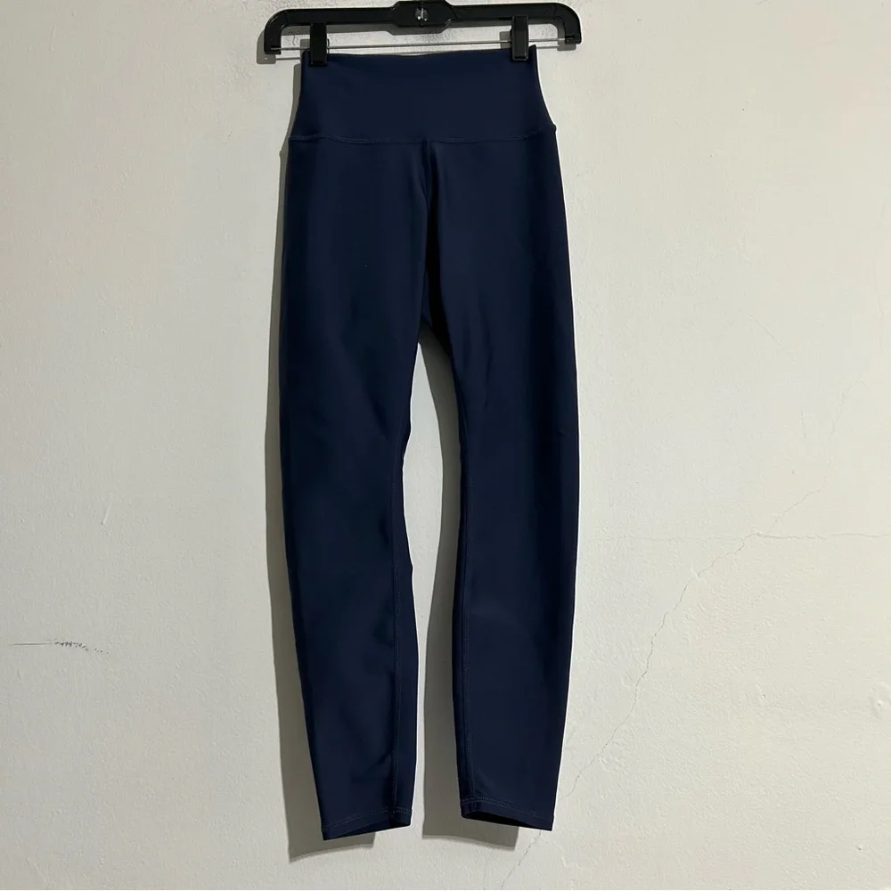 Alo Yoga 7/8 AirLift Compressive Leggings Navy Blue XS Activewear Workout